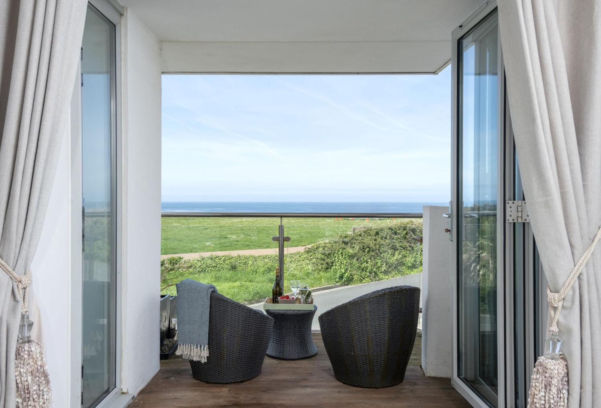 Number 2 In Lusty Glaze, Newquay Villa Newquay  Exterior photo
